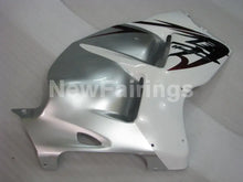 Laden Sie das Bild in den Galerie-Viewer, White and Silver Wine red Factory Style - GSX1300R Hayabusa