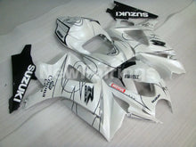 Laden Sie das Bild in den Galerie-Viewer, White Black Corona - GSX - R1000 07 - 08 Fairing Kit