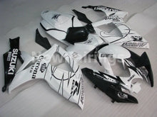 Laden Sie das Bild in den Galerie-Viewer, White Black Corona - GSX-R600 06-07 Fairing Kit - Vehicles