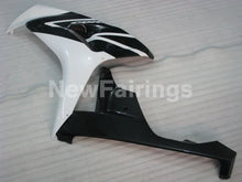 Laden Sie das Bild in den Galerie-Viewer, White and Black Factory Style - CBR1000RR 06-07 Fairing Kit