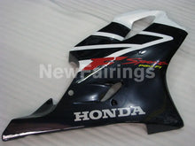 Laden Sie das Bild in den Galerie-Viewer, White and Black Factory Style - CBR600 F4i 01-03 Fairing Kit