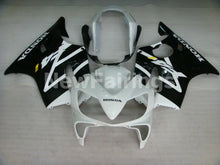 Laden Sie das Bild in den Galerie-Viewer, White and Black Factory Style - CBR600 F4i 04-06 Fairing Kit