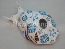 Laden Sie das Bild in den Galerie-Viewer, White and Blue Nastro Azzurro - CBR1000RR 06-07 Fairing Kit