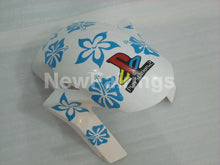 Laden Sie das Bild in den Galerie-Viewer, White and Blue Nastro Azzurro - CBR1000RR 06-07 Fairing Kit