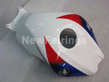 Laden Sie das Bild in den Galerie-Viewer, White and Blue Red Factory Style - CBR1000RR 08-11 Fairing