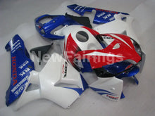 Laden Sie das Bild in den Galerie-Viewer, White Blue and Red Factory Style - CBR600RR 05-06 Fairing