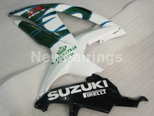 Laden Sie das Bild in den Galerie-Viewer, White and Green Corona - GSX-R750 08-10 Fairing Kit