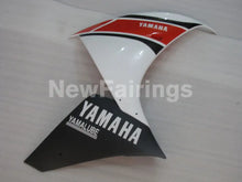 Laden Sie das Bild in den Galerie-Viewer, White Red Black Factory Style - YZF-R1 12-14 Fairing Kit