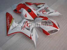 Laden Sie das Bild in den Galerie-Viewer, White and Red PRAMAC - CBR1000RR 06-07 Fairing Kit -