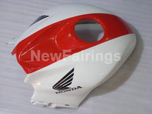 Laden Sie das Bild in den Galerie-Viewer, White and Red Racing - CBR600RR 07-08 Fairing Kit - Vehicles