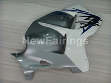 Laden Sie das Bild in den Galerie-Viewer, White Silver and Blue Factory Style - GSX1300R Hayabusa