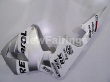 Laden Sie das Bild in den Galerie-Viewer, White and Silver Repsol - CBR600RR 03-04 Fairing Kit -