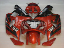 Laden Sie das Bild in den Galerie-Viewer, Wine Red and Black Factory Style - GSX-R600 04-05 Fairing