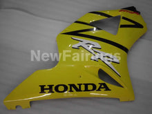 Laden Sie das Bild in den Galerie-Viewer, Yellow and Black Factory Style - CBR 954 RR 02-03 Fairing