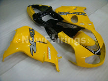 Laden Sie das Bild in den Galerie-Viewer, Yellow and Black Factory Style - TL1000R 98-03 Fairing Kit