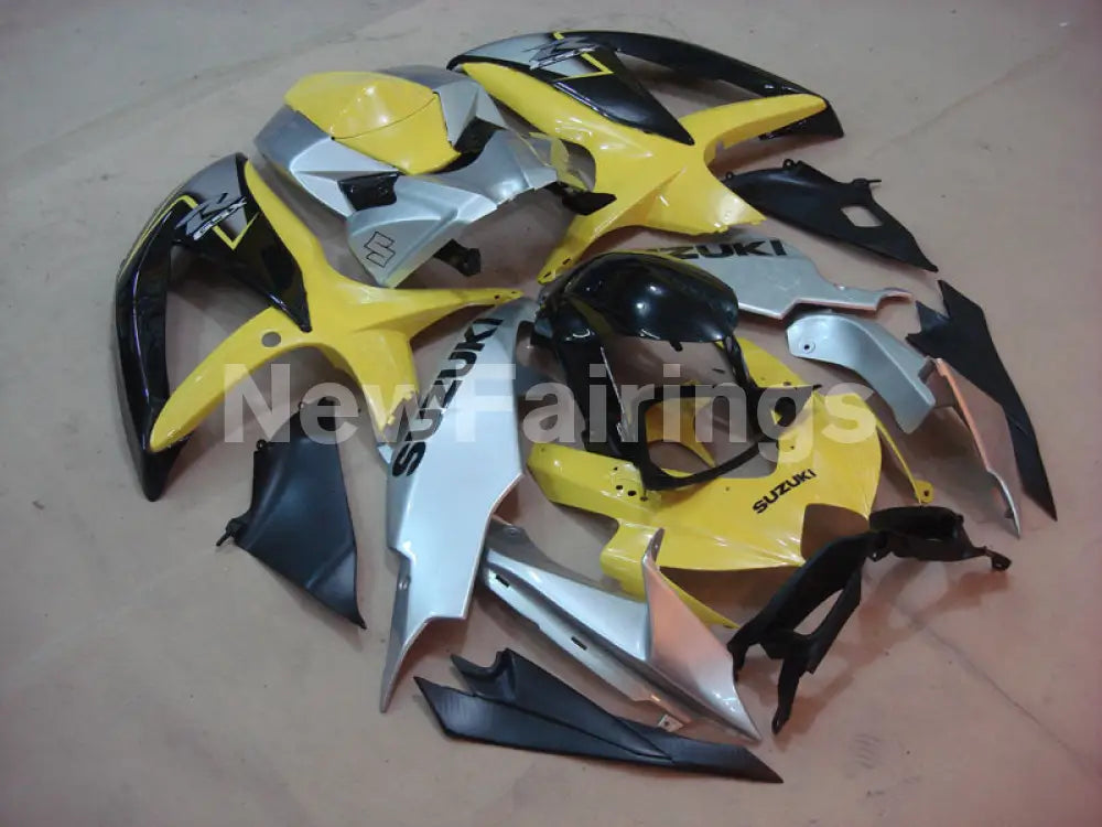 Yellow and Silver Black Factory Style - GSX-R600 08-10